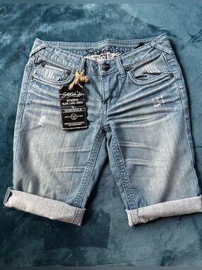 NWT Stitch's Cuffed Denim Bermuda Shorts - Size 26
